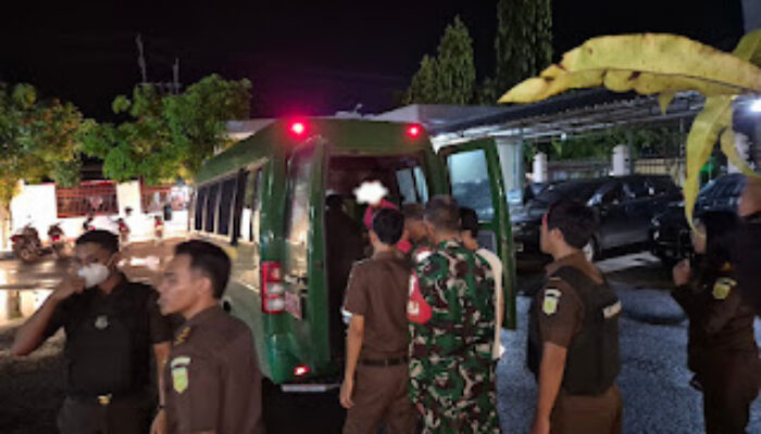 Tiga tersangka Sori Paranggi ditahan termasuk pejabat