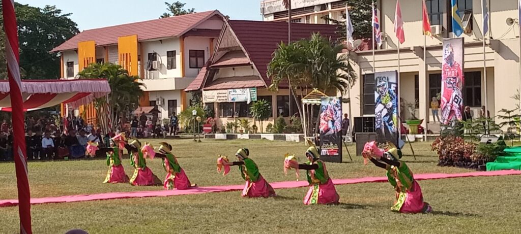 Ketinggian adat dan budaya Tana Samawa di event dunia MXGP 2023 Samota