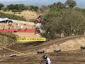 Pembalap Italia tercepat dalam sesi latihan bebas MX2 Samota