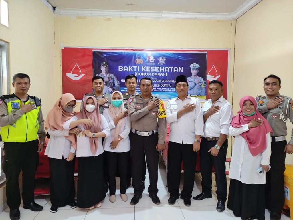 Sambut hari Lalu Lintas Bhayangkara ke-68, Satlantas Polres Dompu gelar donor darah