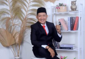 Sekretaris Partai Demokrat Dompu resmi jadi notaris