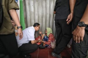 Anies-Imin Perlu Turun dan Menyapa Kelompok Marginal