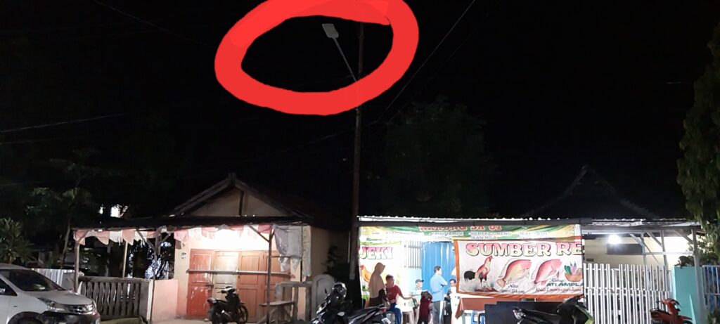 Katanya pajak penerangan jalan, tapi 3 tahun lampu mati total