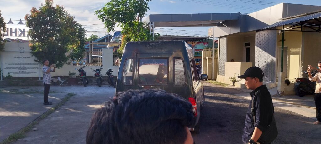 Breaking news: Jaksa tahan mantan Kadishub Dompu