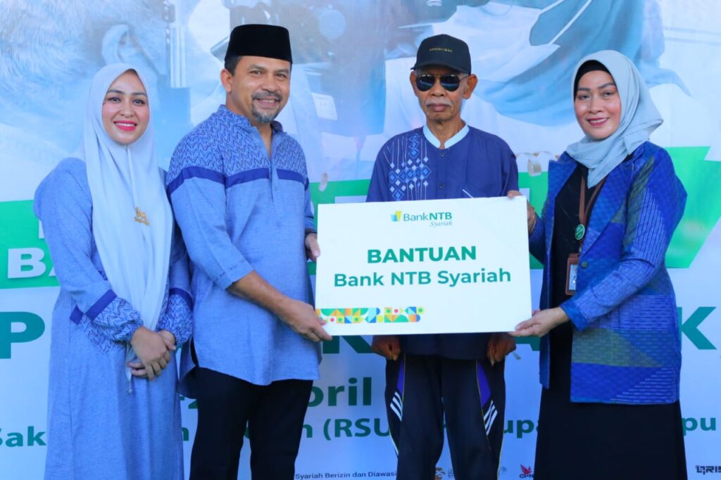 Bupati Dompu Hadiri Baksos Operasi Katarak Gratis
