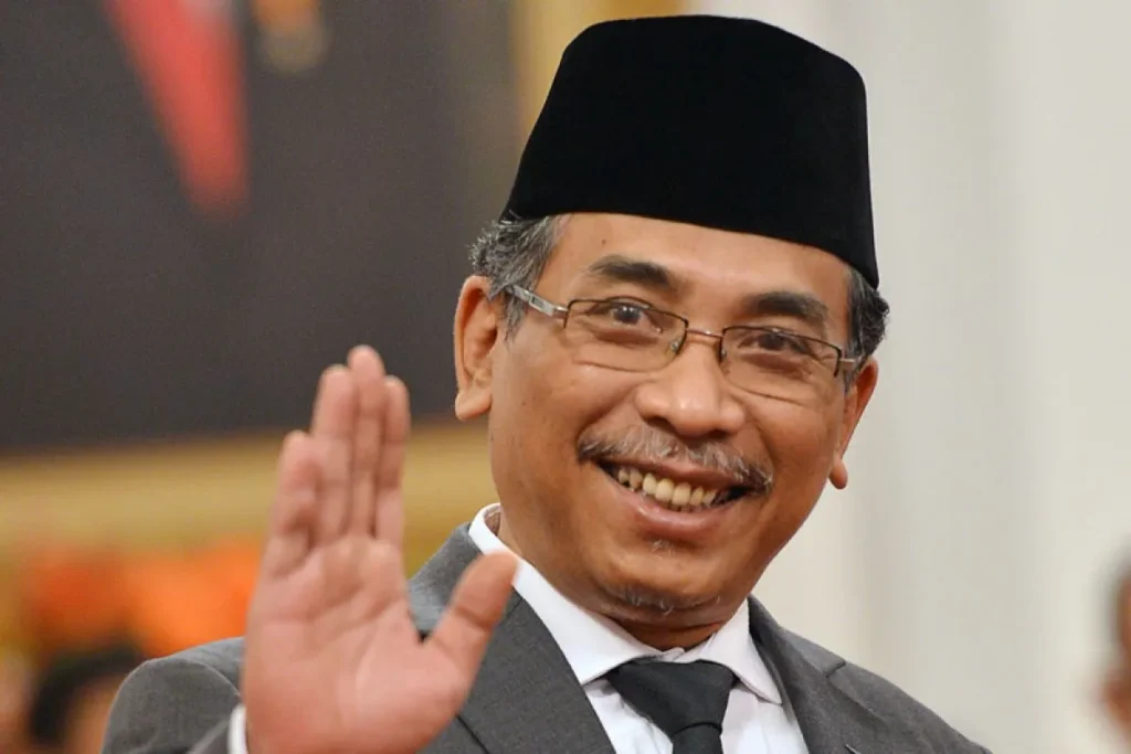 Ketum PBNU Yahya Staquf Lebih Baik Letak Jabatan