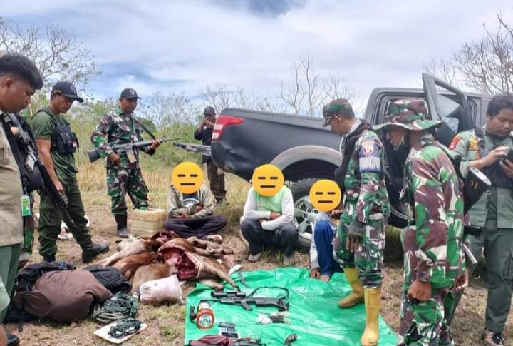 Tiga komplotan pemburu Rusa ditangkap tim gabungan Kodim 1614/Dompu dan patroli TN Tambora